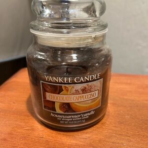 YANKEE CANDLE CHOCOLATE CAPPUCCINO  14.5oz Jar Coffee - 80% Full